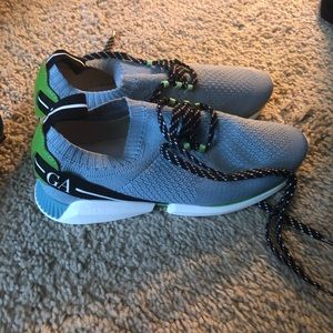 Luxury gym shoes